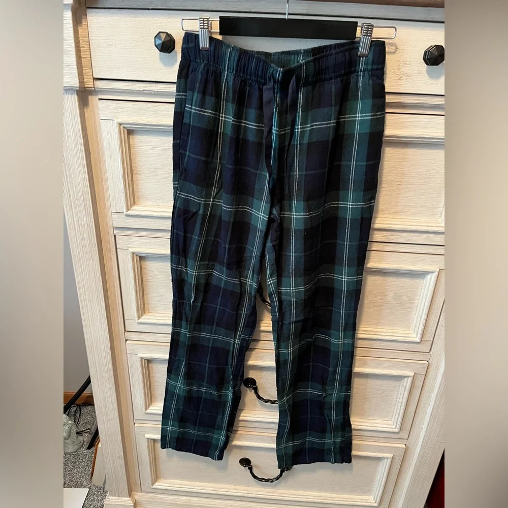 Women’s size small tall Old Navy Green and Navy Plaid Drawstring Joggers